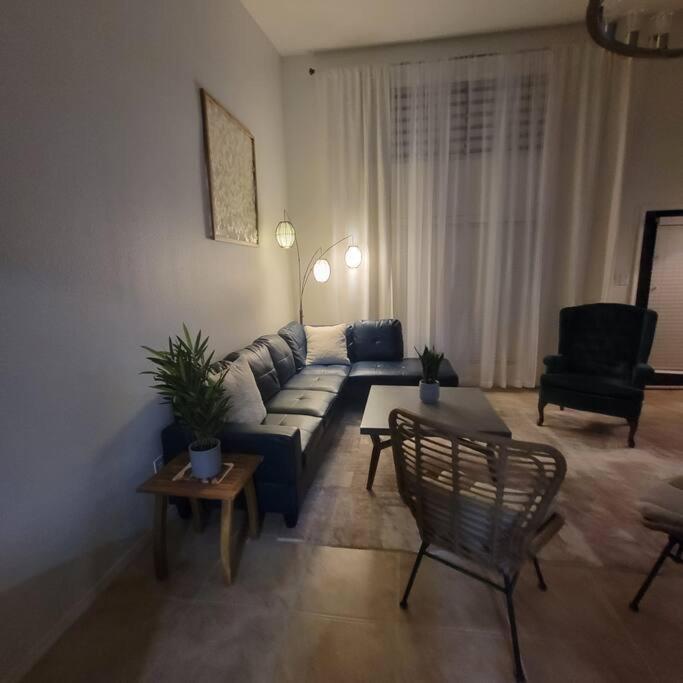 The Ritz Spa Sanctuary Hot Tub/Patio/Fam/Pet Лас Крусес Екстериор снимка