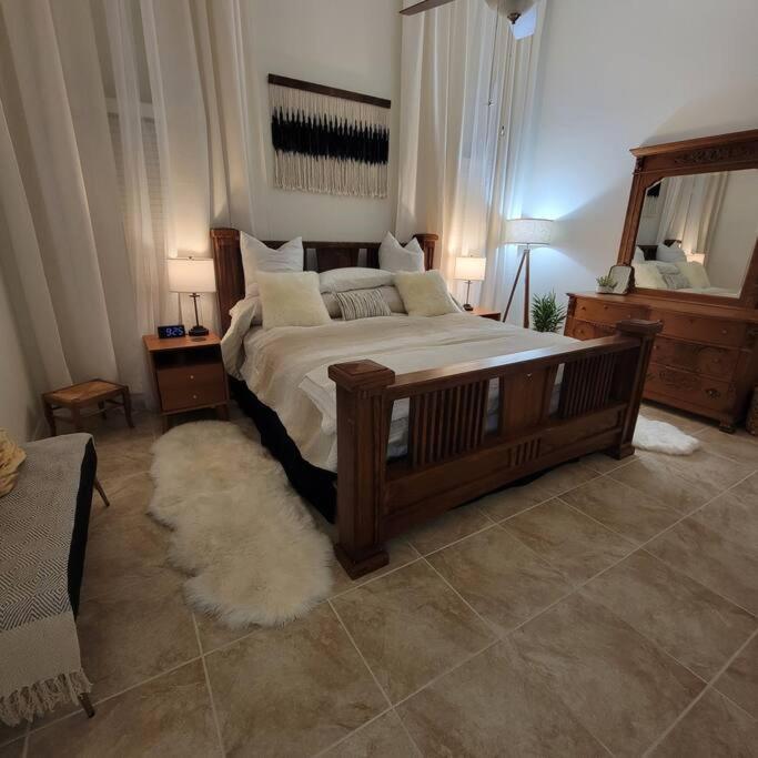 The Ritz Spa Sanctuary Hot Tub/Patio/Fam/Pet Лас Крусес Екстериор снимка