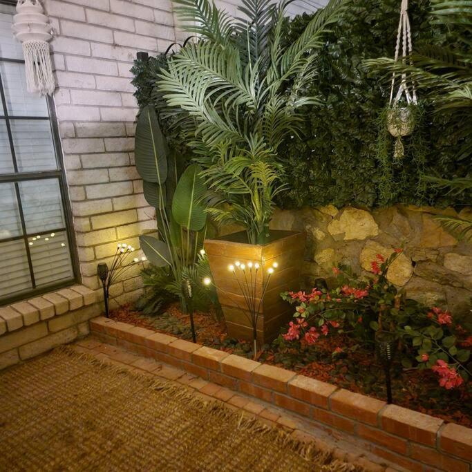 The Ritz Spa Sanctuary Hot Tub/Patio/Fam/Pet Лас Крусес Екстериор снимка
